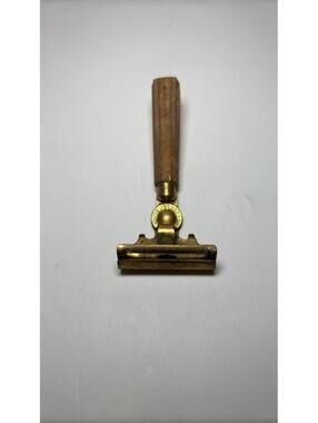 Vintage EVERSHARP / SCHICK Butterscotch Bakelite Handle Razor 1940s